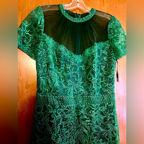 TADASHI SHOJI Terran Embroidered Sequin Embellish Midi Dress Pine Green Size 10 - Picture 4 of 5